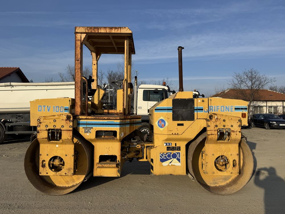 Cilindru compactor Bitelli ( Cat ) DTV100 Grifone 10T