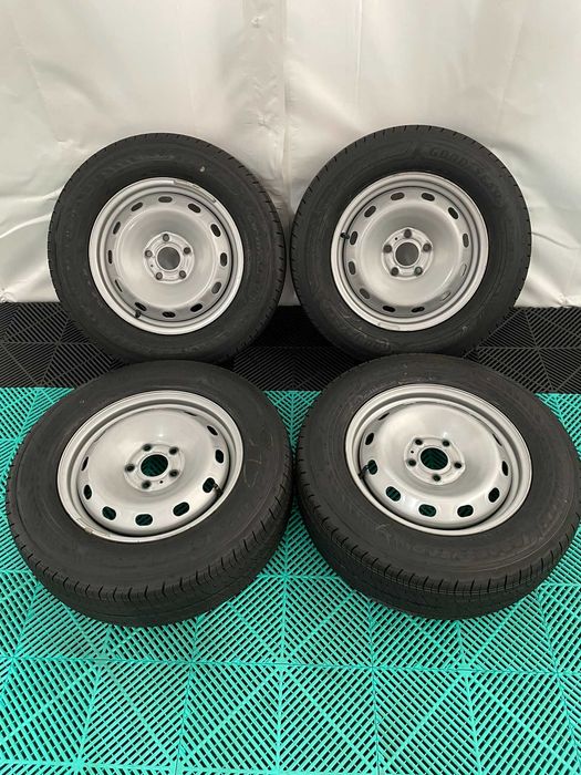 Set jante cu anvelope noi vara 215 65 r16c Renault Trafic Vivaro 2014+