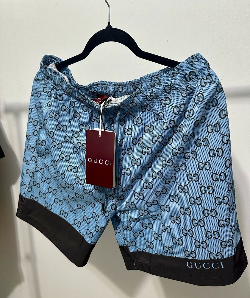 Sort de baie Gucci 2025