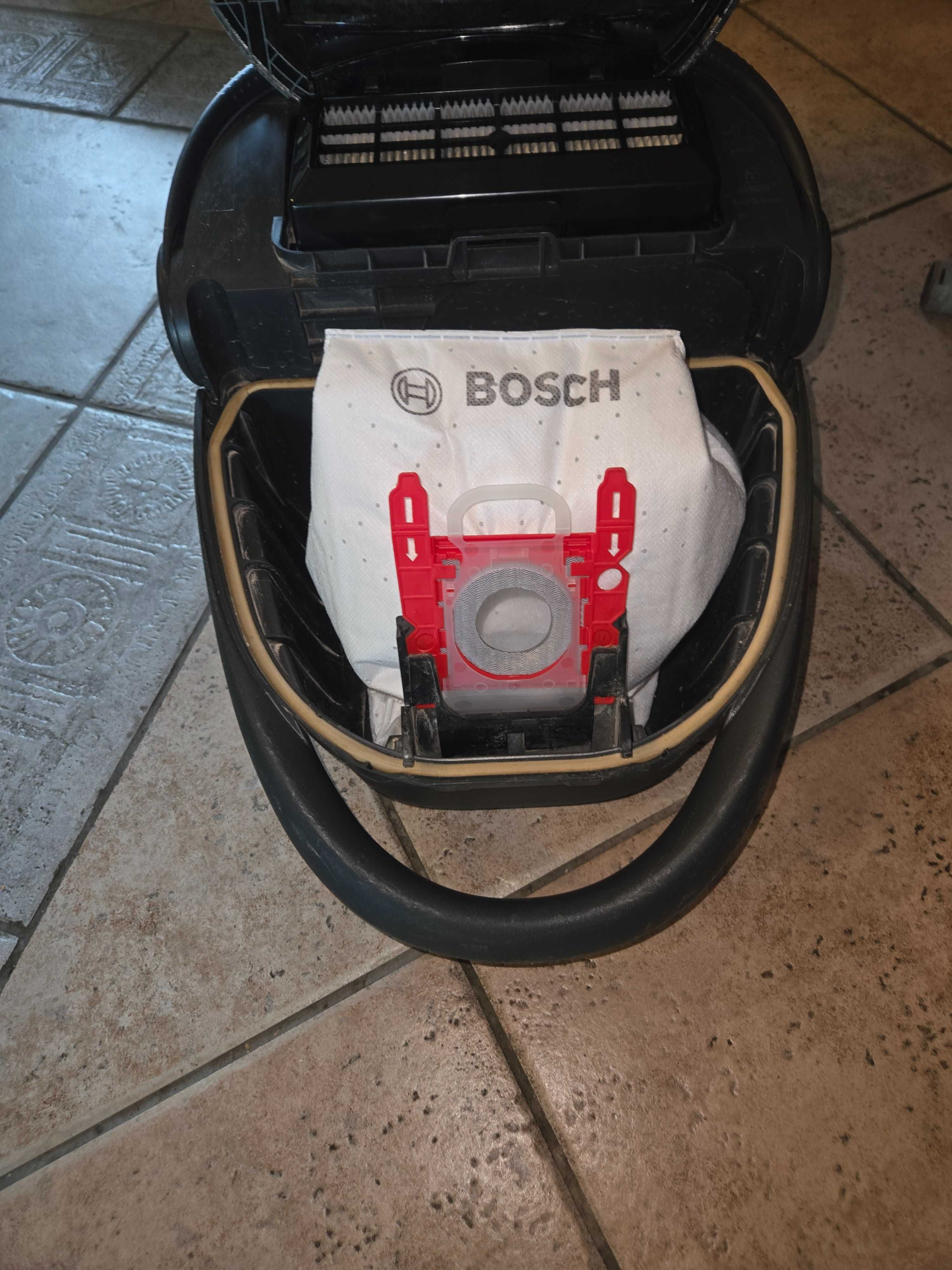 Прахосмукачка Bosch the One compressor technology 1600w