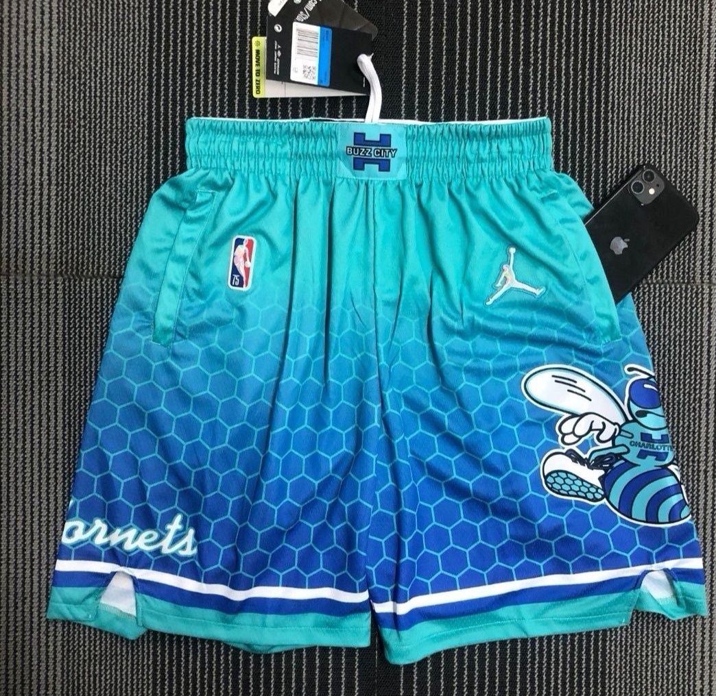 NBA shorts (pe stoc)