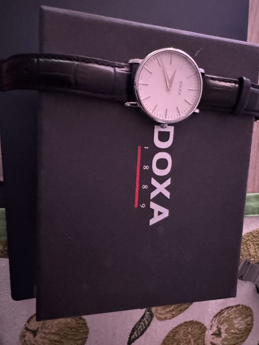 Ceas original DOXA