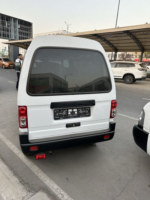 Damas boshiga 1.500$