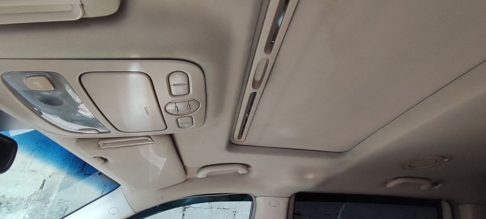 Kia Carnival II минивэн