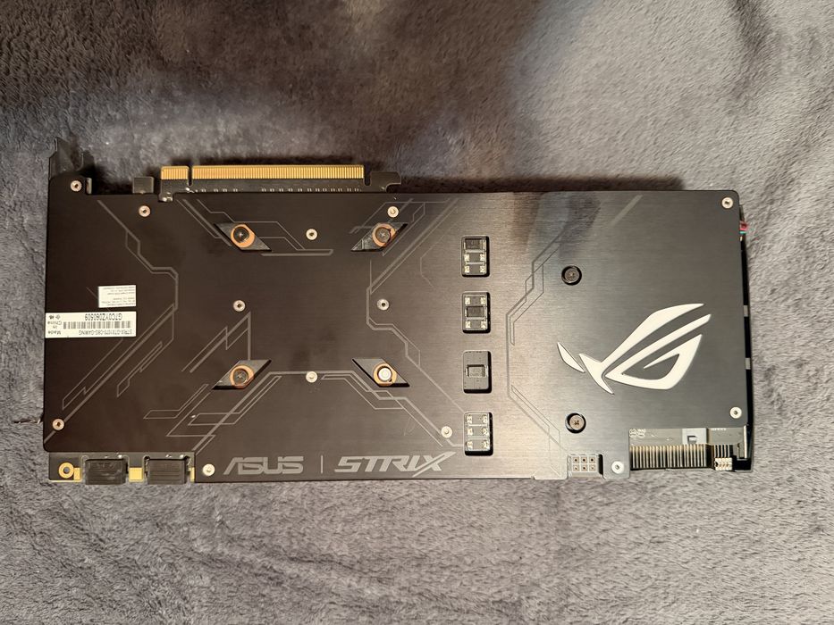 Placa video ASUS GeForce® GTX 1070 STRIX, 8GB GDDR5, 256-bit