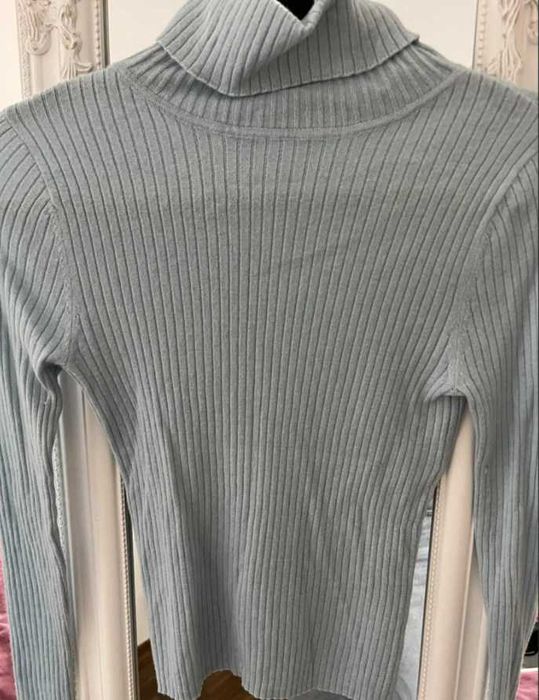 Есенни блузи и пуловери