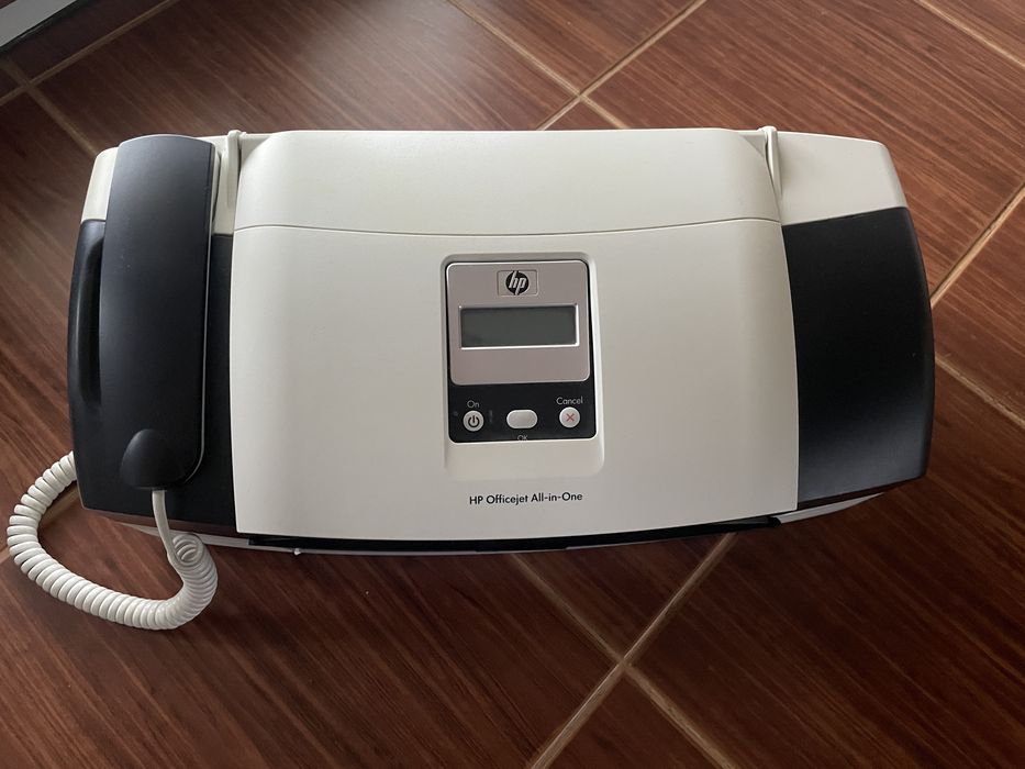 imprimantă multifuncțională HP Officejet J3680 All-in-One