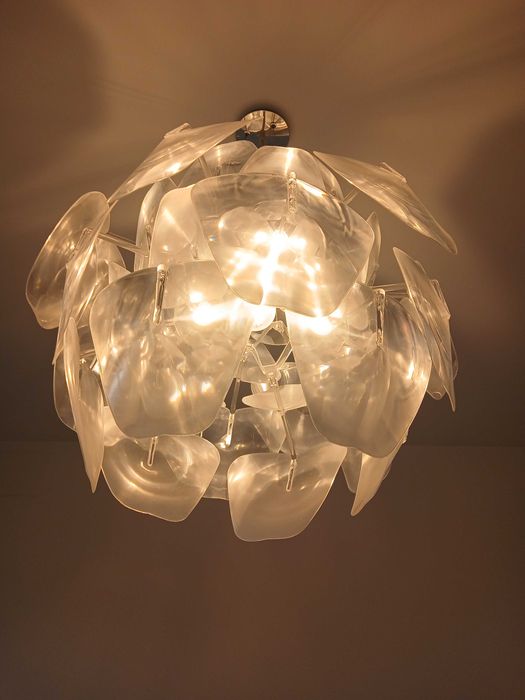 Lustre in stare foarte bună București Sector 1