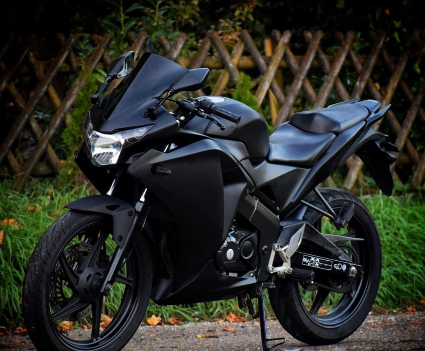 Yamaha yzf 125 mt  cbr 125 r rc rs duke