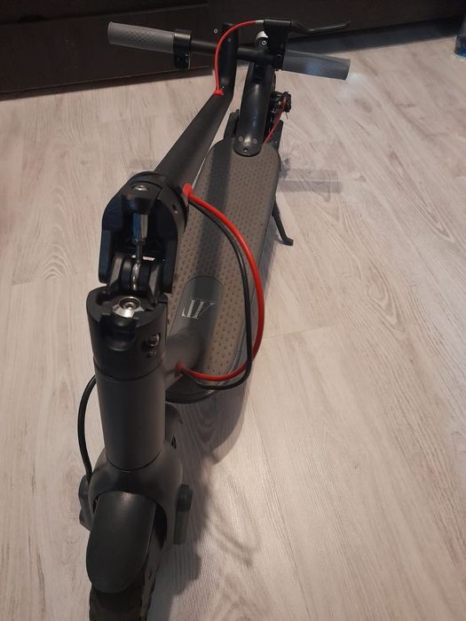 trotineta At performance.