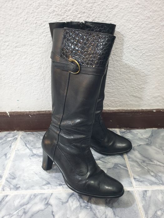 Cizme pana la genunchi cu toc