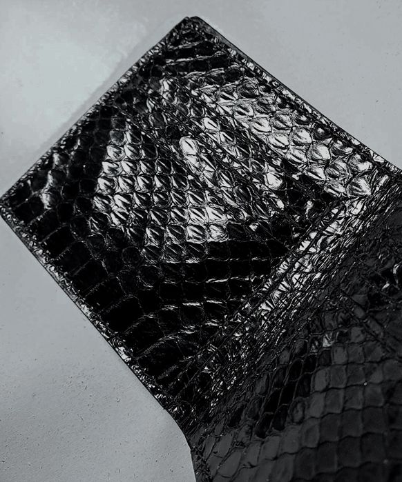 Portofel din piele sarpe neagra lucrat manuak