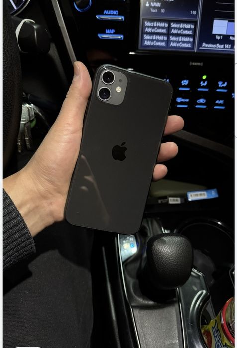Продам iphone 11 78%/64gb