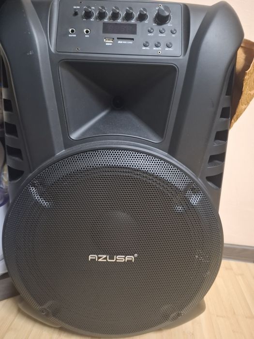 Boxa de vanzare cu telecomanda