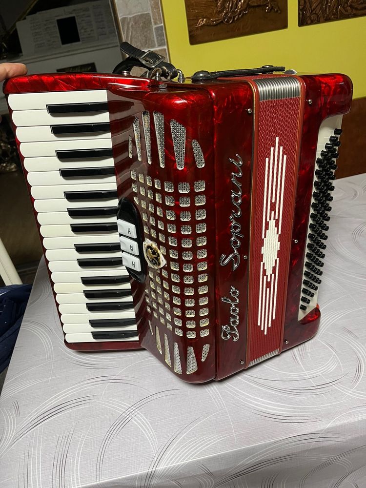 Acordeon Paolo Soprani 80 basi