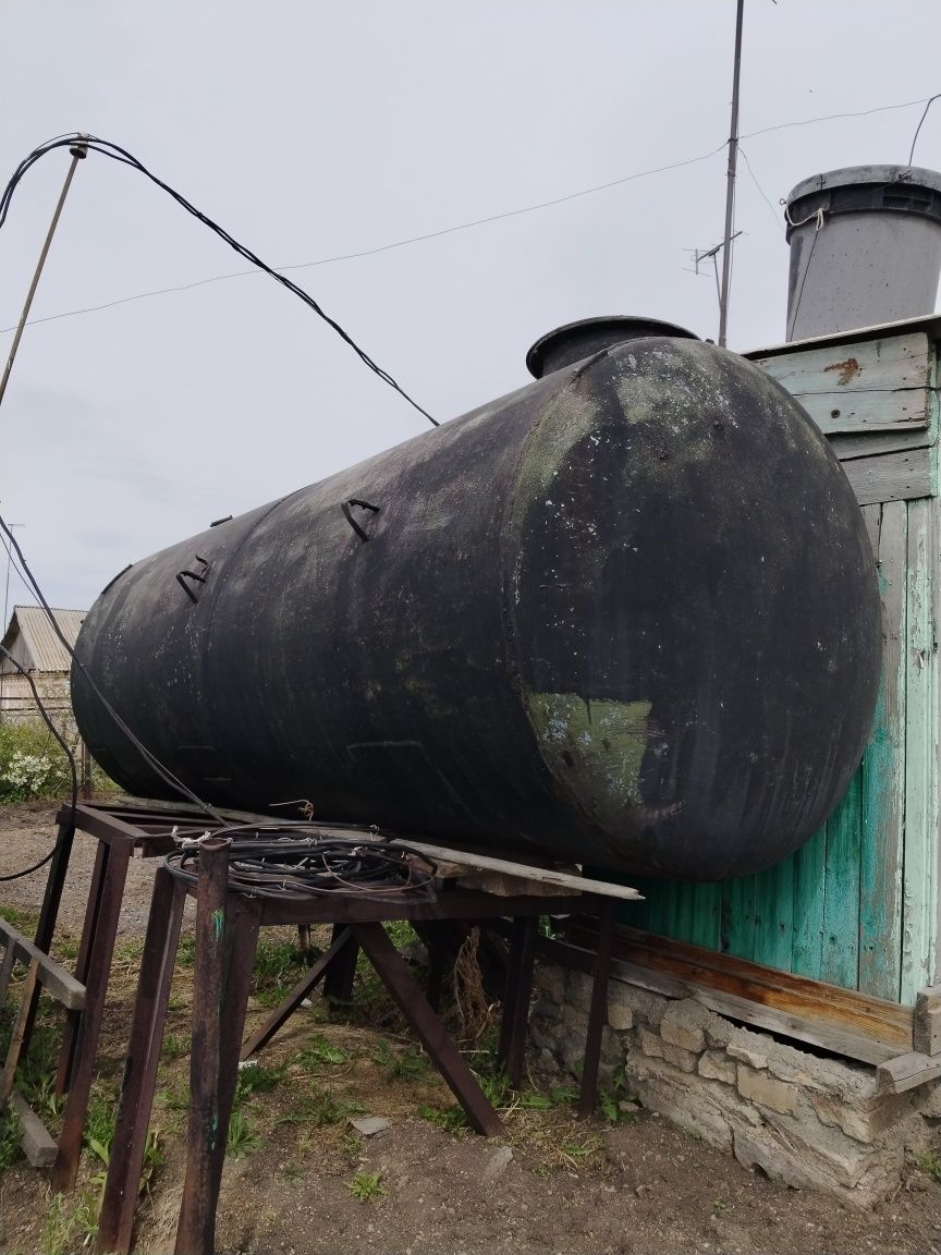 Продам бочку, ёмкостью 3.6 куба