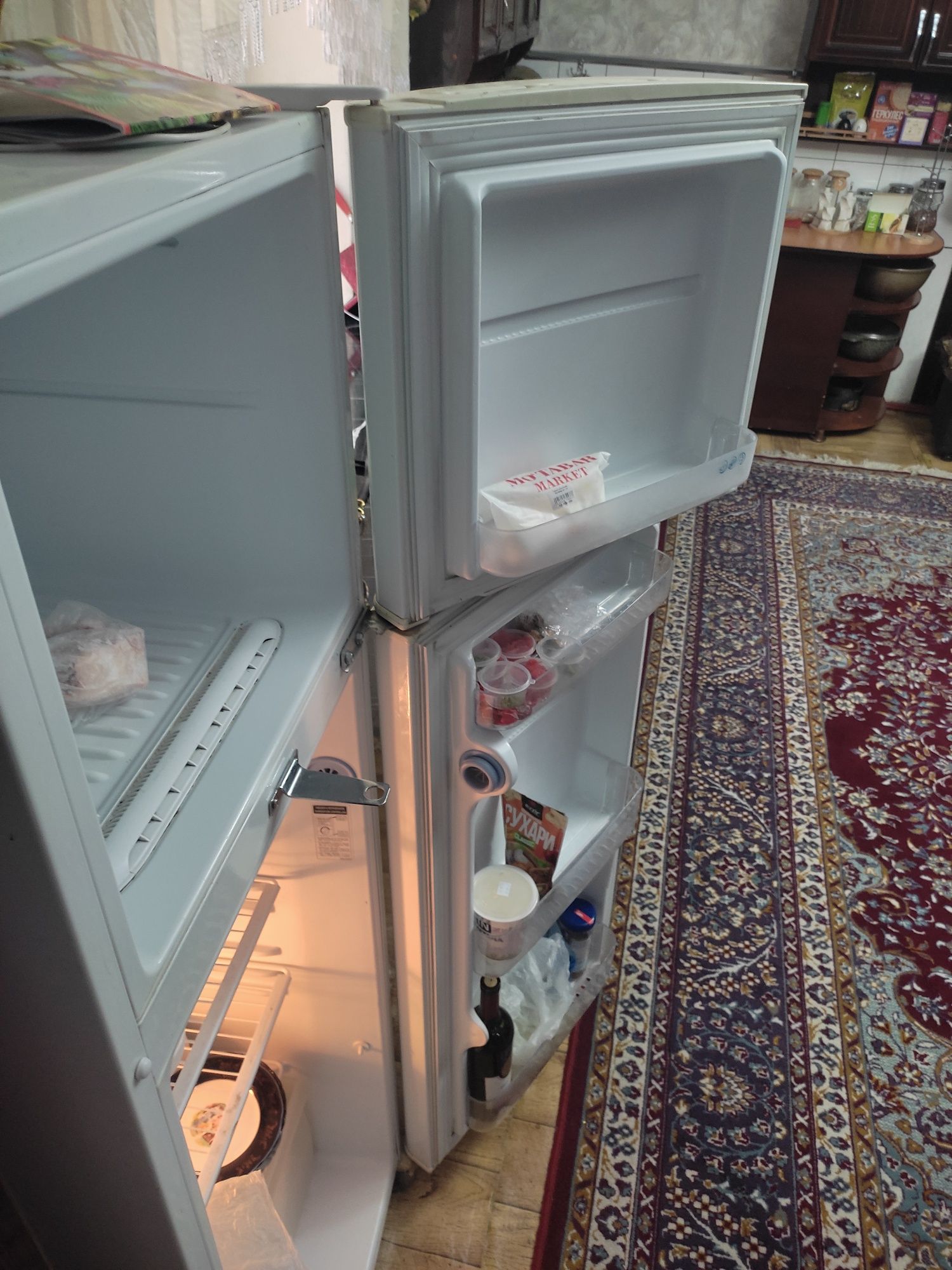 Продаётся холодильник LG в идеальном состоянии.