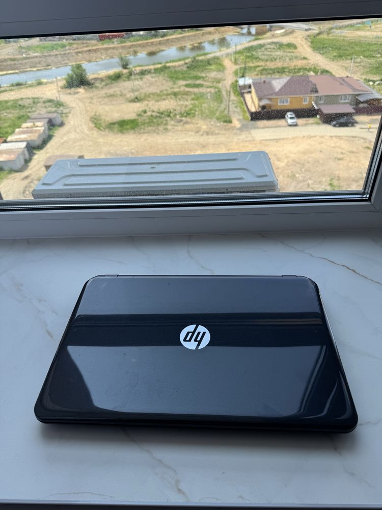 Продаю Ноутбук HP core i3 рабочий срочно