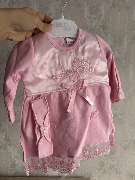 Продам детское платье 68 см для новорожденного