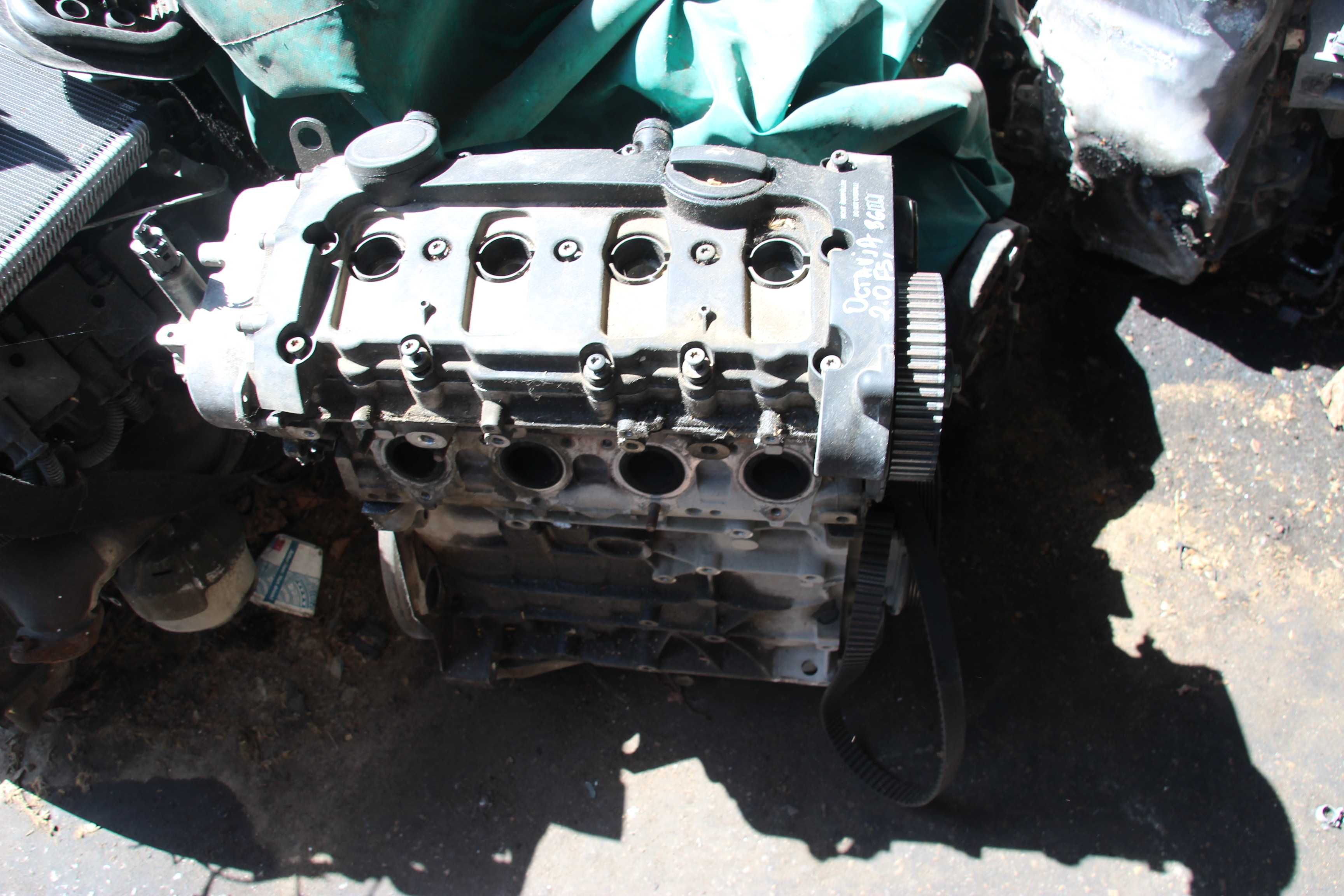 Двигател за Шкода Октавия 2.0 FSI  BLR, 2009 г. 150 кс.