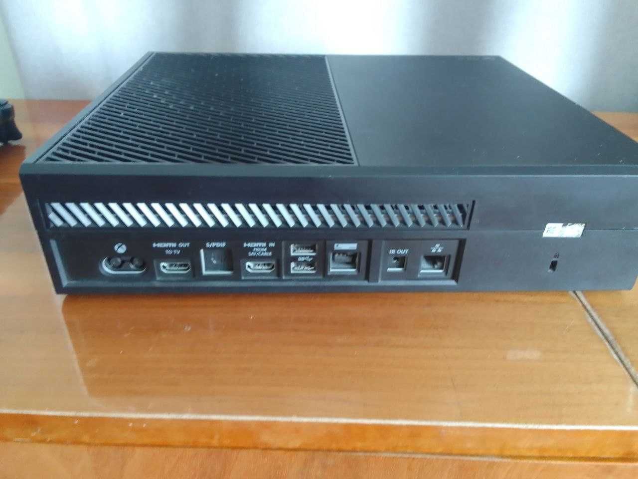 Xbox One 500gb [много добрo]