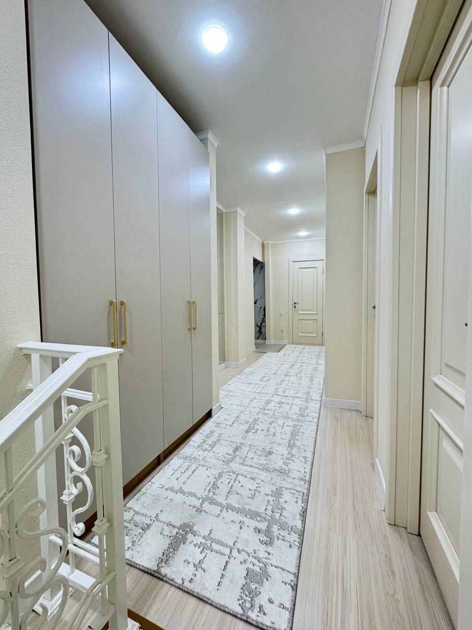Кушбеги  ЖК Golden house4/8-9/9 Площадь 100м2