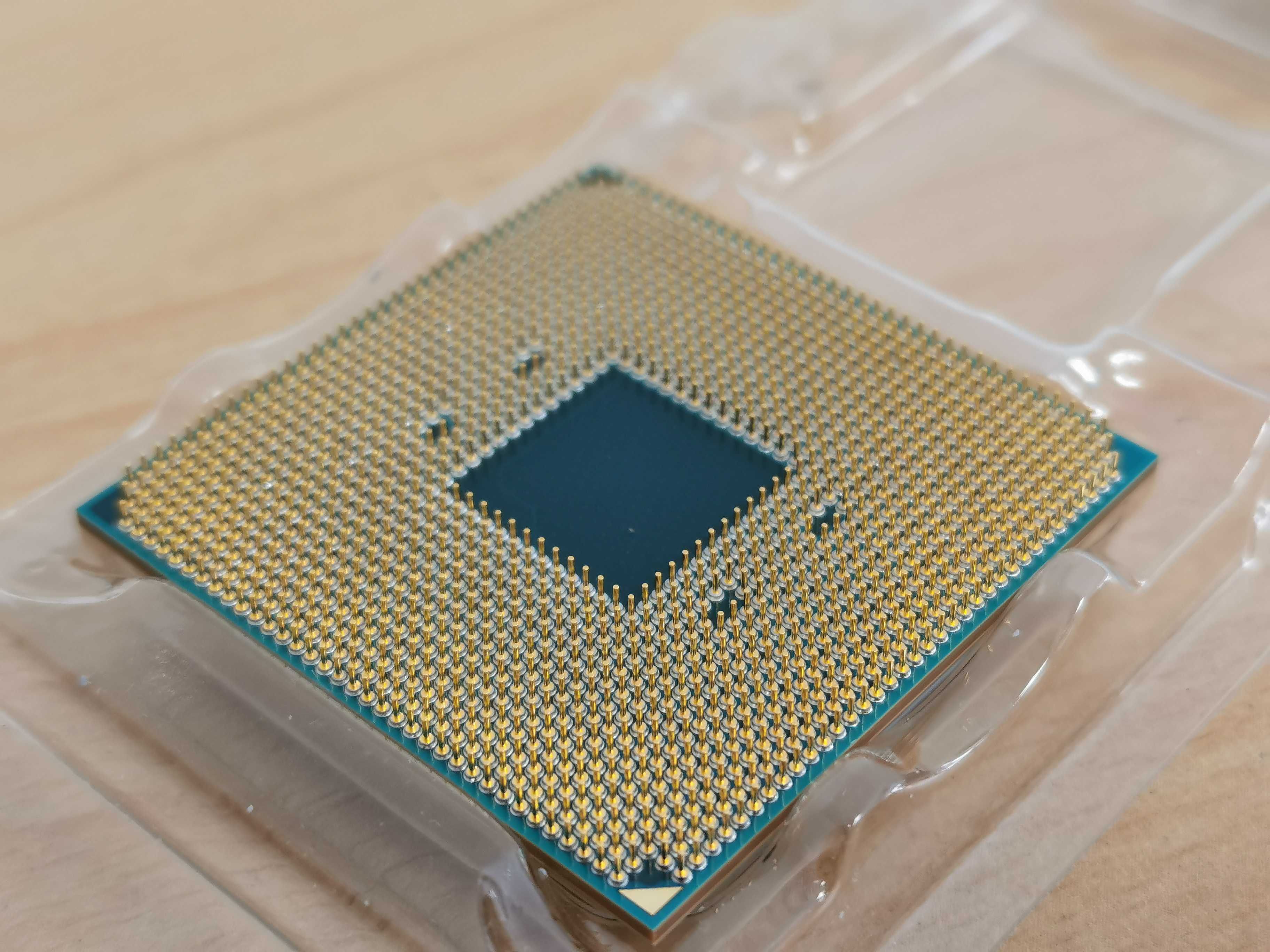 Процесор AMD Ryzen 7 1700 / 8-ядрен, 16 нишки / socket AM4