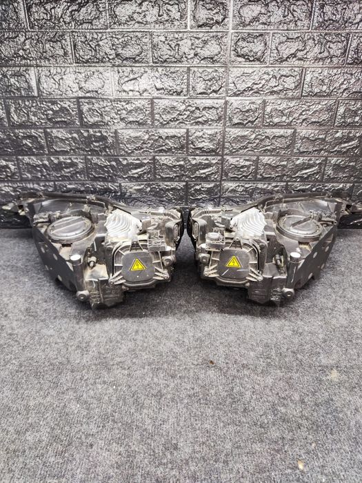 Far Audi Q5 FY Bixenon stanga dreapta