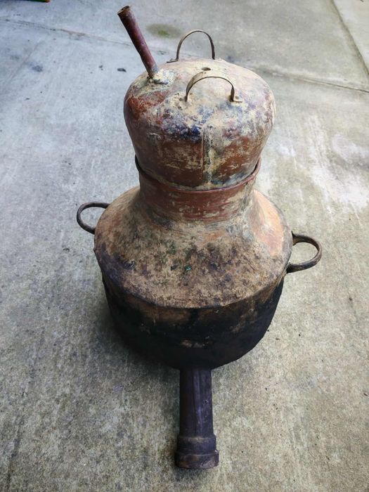 Vând cazan țuică 35 litri de cupru cu racitor