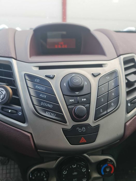 Se vinde Ford Fiesta 2009