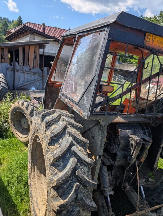 Vand tractor forestier fiat