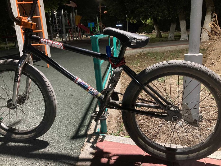 Продам велосипед BMX профессиональный и трюковой