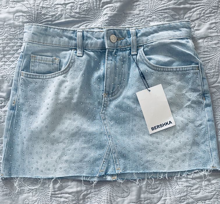 Чисто нова пола Bershka