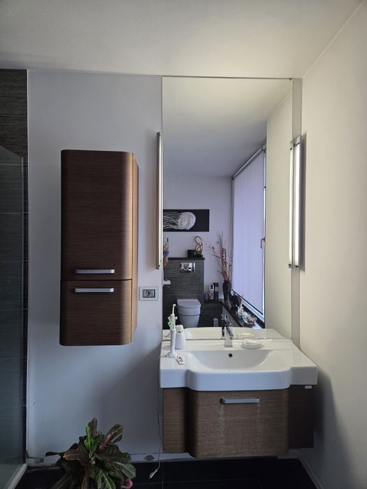 Mobilier baie  cu baterie