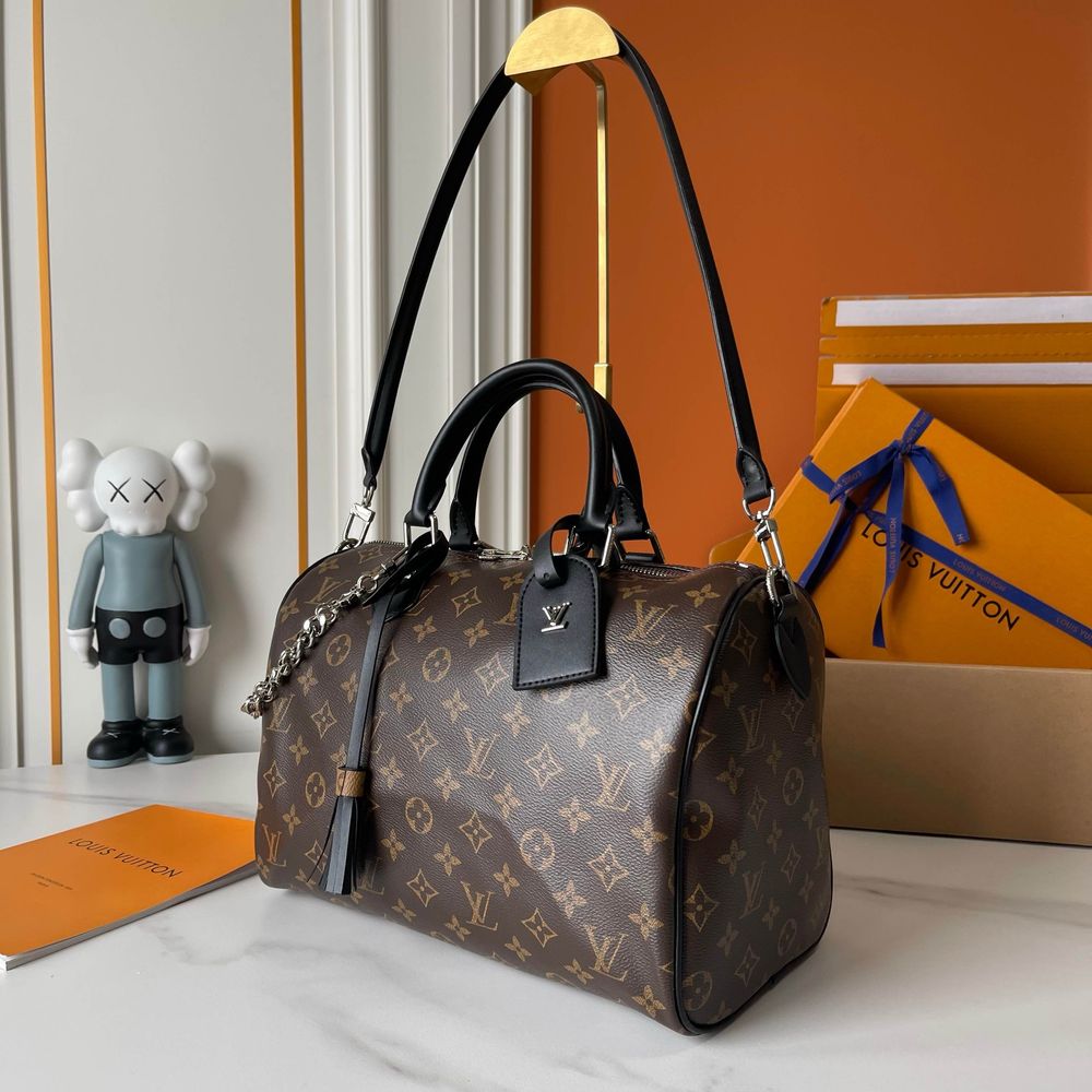 Geanta Louis Vuitton 30 cm stoc