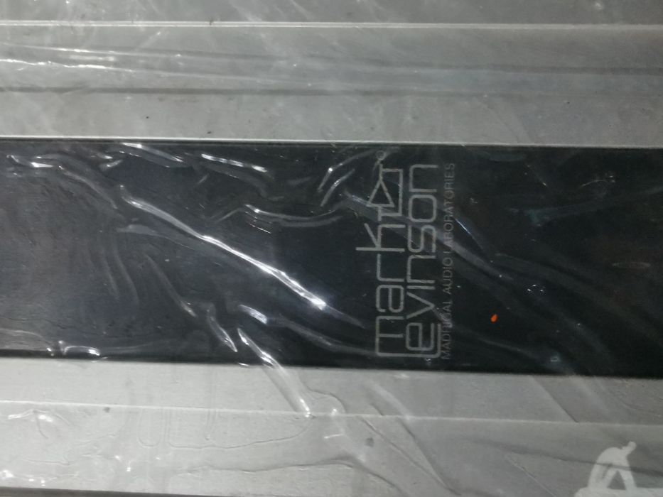 Автомобильный усилитель  Mark levinson  Тойота лексус привозной