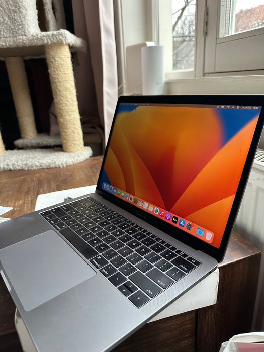 MacBook Pro end 2017,SPACE GREY