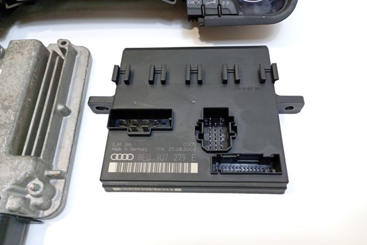 Kit pornire  2.0 fsi 8E0906018K 8E0907279E Audi A4 B6