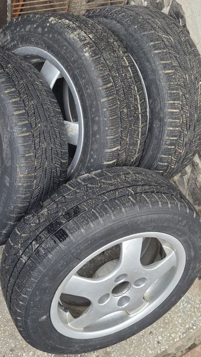 De vânzare roți de iarnă 185/55 R14