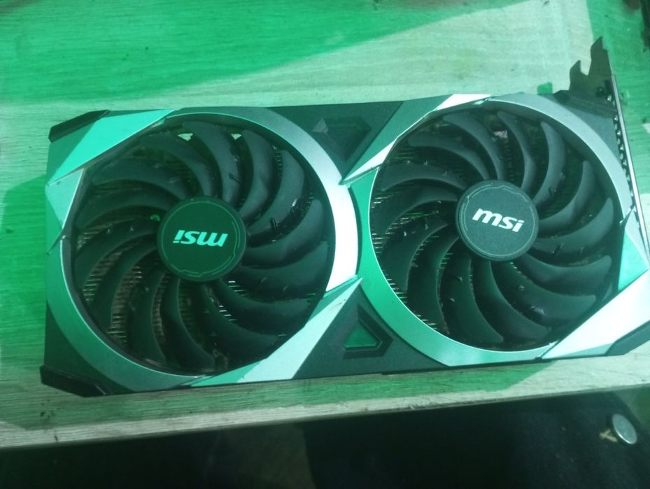 Radeon RX 6750 XT 12GB GDDR6