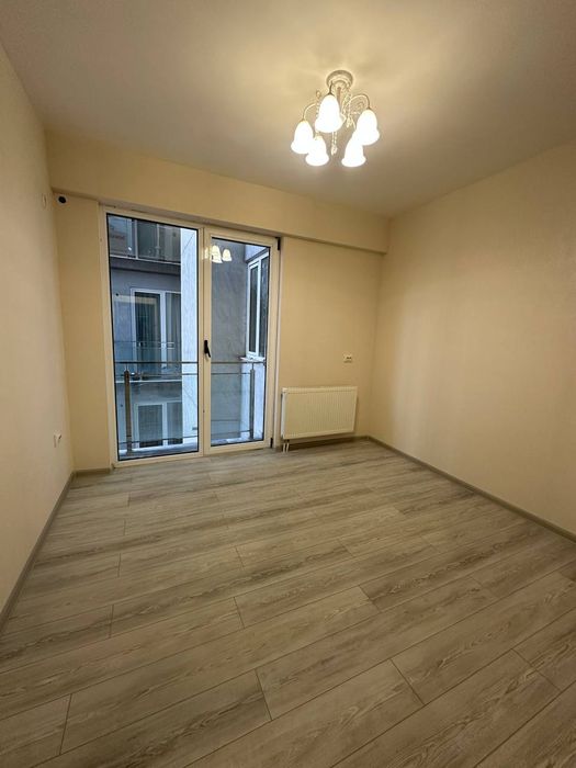 ЖК ЗарафшонСити яккасарай 3/5/14 87м² кадаст есть