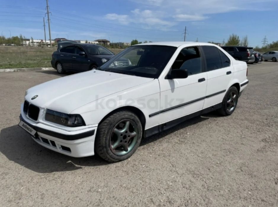 Продам обмен BMW 318 e36