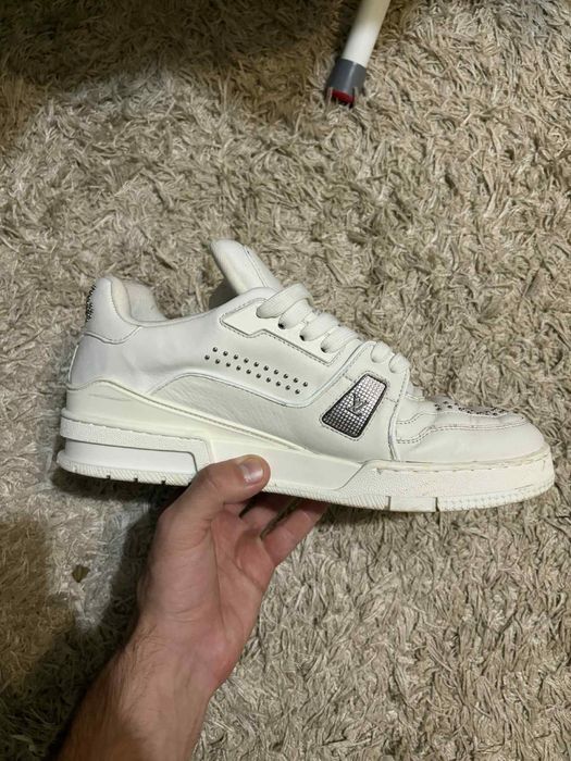 Adidasi Louis Vuitton