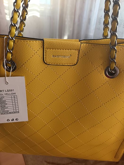 Дамска чанта - нова