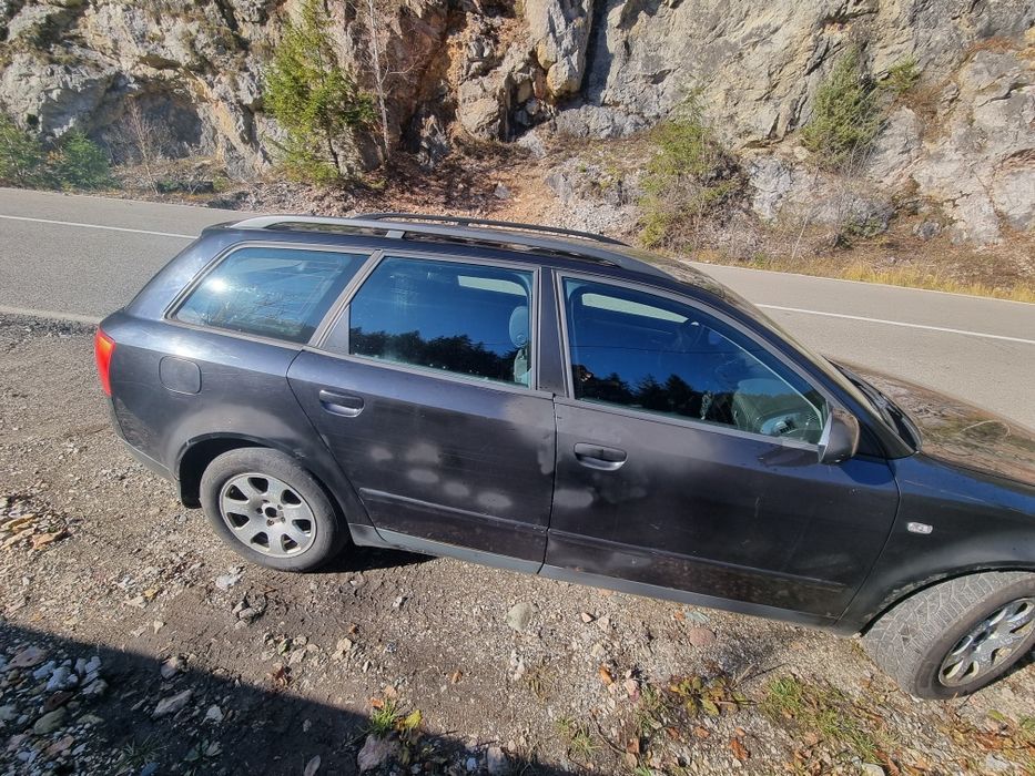 Vând Audi A4 B6 1.9 TDI 130 CP