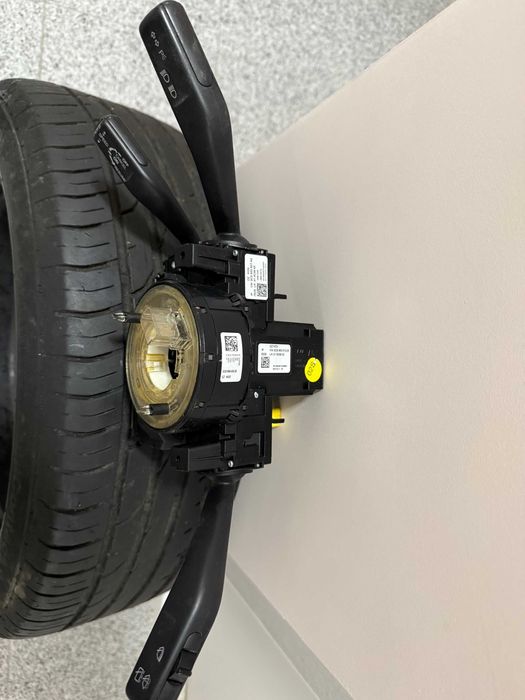 Мулти Волан с лентов кабел, модул За VW  (нов кожен калъф)