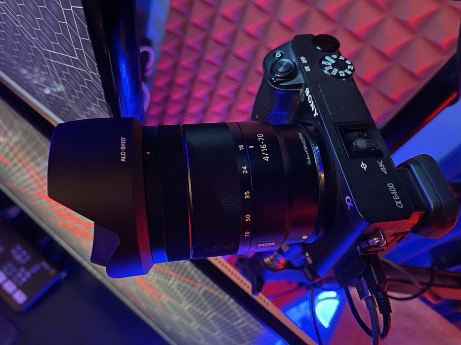 Sony 16-70mm F4 OSS Vario-Tessar