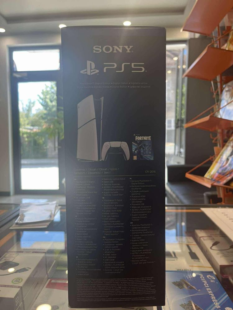 PlayStation 5 чисто нов