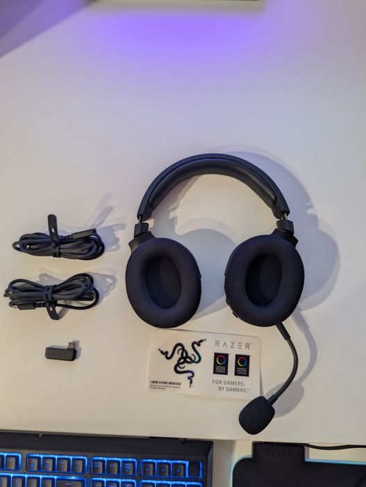Casti gaming bluetooth/wireless Razer Barracuda X 2022