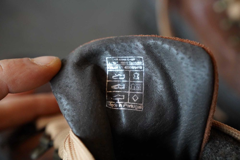 мъжки кожени обувки / португалски